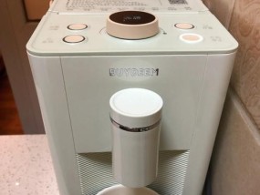 消除饮水机胶味的有效方法（轻松去除胶味）