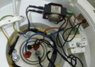 热水器盖子怎么拆开？图解步骤是什么？
