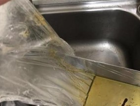 老式油烟机油盒的位置及其可见性（揭秘老式油烟机油盒的隐藏之处）