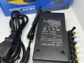 双耳电源适配器的用途是什么？它如何工作？