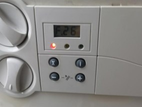 创尔特壁挂炉不出水故障的检修方法（解决创尔特壁挂炉无水流问题的实用技巧）