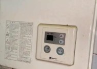 林内燃气热水器故障码11的解决方法（应对林内燃气热水器故障码11的技巧与注意事项）