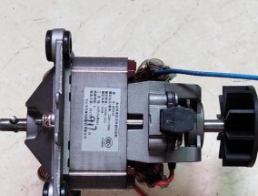 破壁机拆开维修的正确步骤是什么？需要哪些工具？