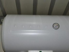 热水器冷水放不完怎么办（不再烦恼的清洗热水器冷水问题）