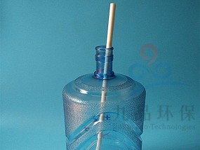 饮水机水桶青苔处理方法（清除水桶青苔的简便有效方法）