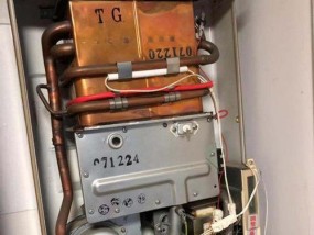 林内燃气热水器11故障解决方法（轻松应对林内燃气热水器11故障）