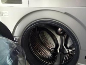 海尔洗衣机不脱水显示E1的原因及解决方法（探究海尔洗衣机不脱水显示E1的故障原因以及如何拆卸清洗）