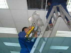 中央空调网清洗方法与注意事项（保持空调系统清洁）