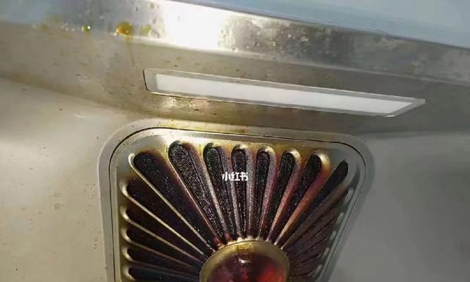 如何正确清洗新油烟机（简单易行的清洗方法让您的新油烟机焕然一新）  第1张