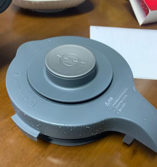 破壁机显示器故障解决方法（快速排除破壁机显示器故障的实用技巧）  第1张