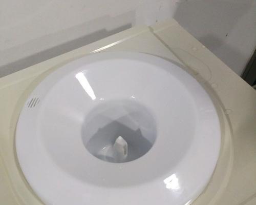 聪明座拆卸（以饮水机聪明座拆卸方法为主题的实用指南）  第1张