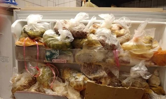 冰箱堆积原因及解决方法（探究冰箱堆积的原因以及有效整理方法）  第2张