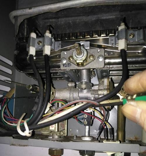 楼层热水器开关怎么开？遇到故障如何处理？  第1张