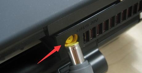 烧焦电源适配器还能用吗？如何安全处理？  第1张